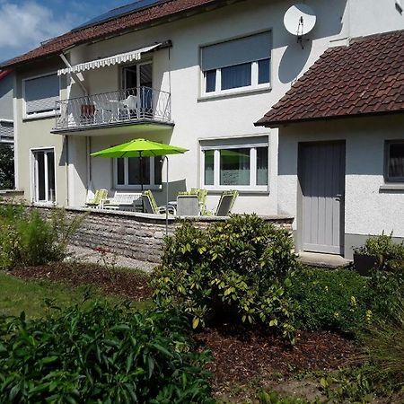 Freundliche Ferienwohnung mit großer Terasse Aichstetten Exterior foto